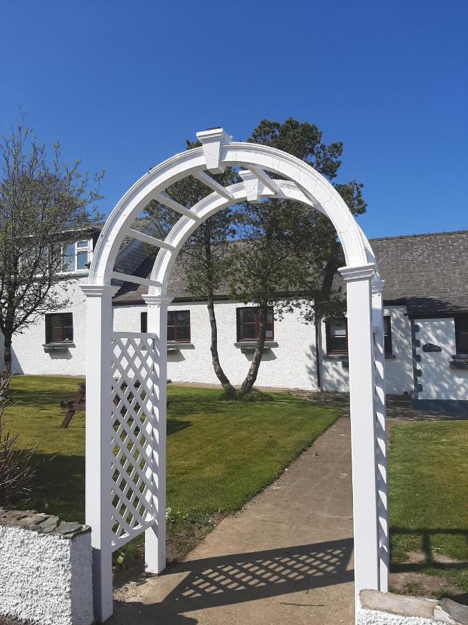 Trenewydd Farm Holiday Cottages カーディガン エクステリア 写真