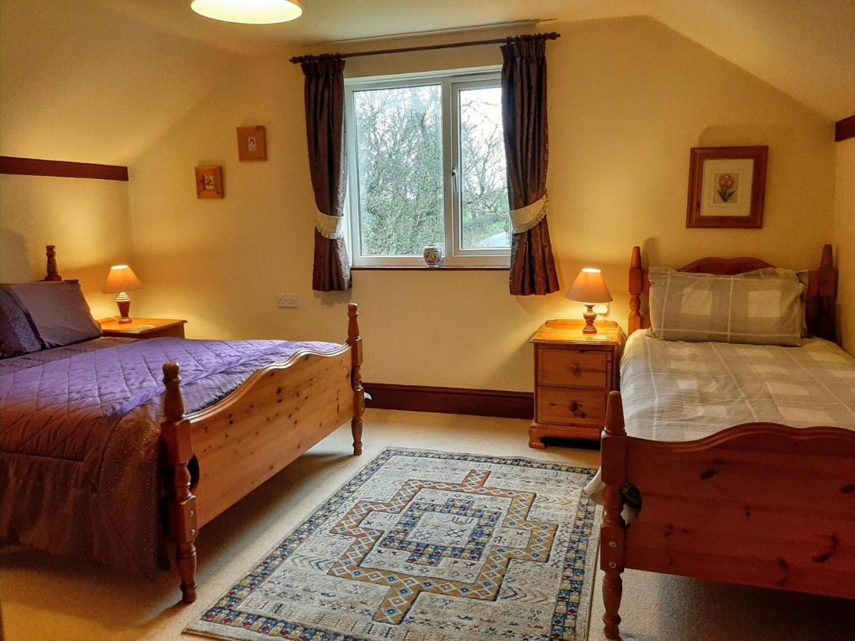 Trenewydd Farm Holiday Cottages カーディガン エクステリア 写真