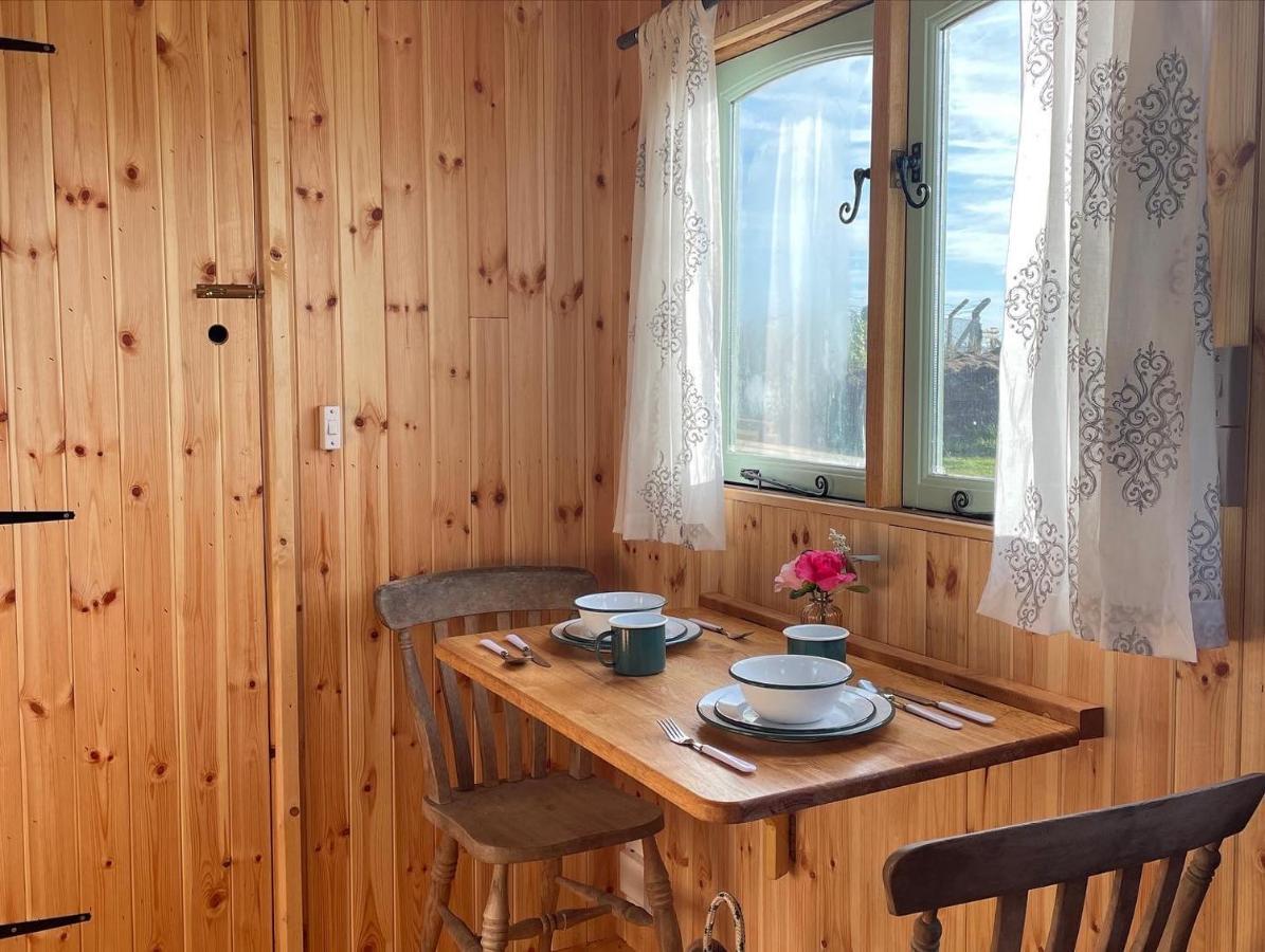 Trenewydd Farm Holiday Cottages カーディガン 部屋 写真