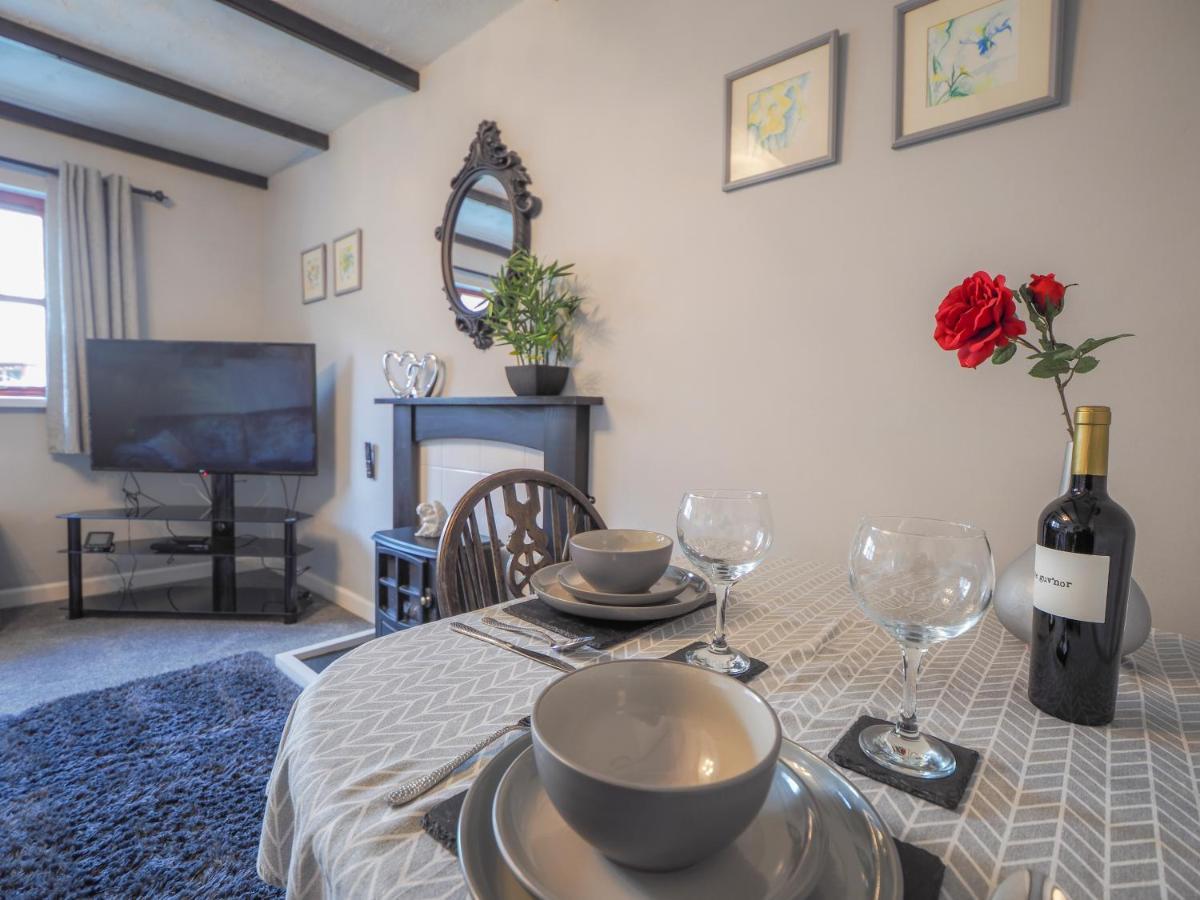 Trenewydd Farm Holiday Cottages カーディガン エクステリア 写真